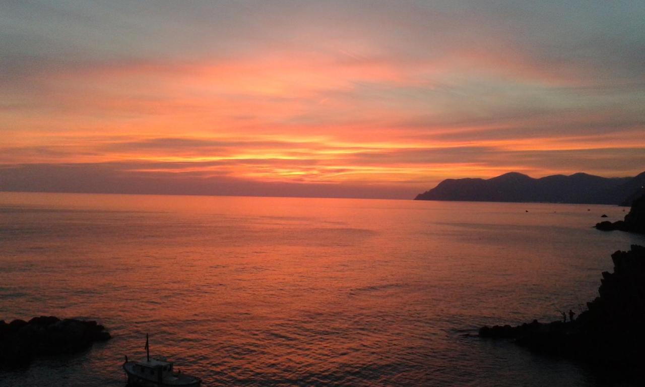 Una Finestra Sul Mare - Free Wi -Fi Riomaggiore Exterior photo