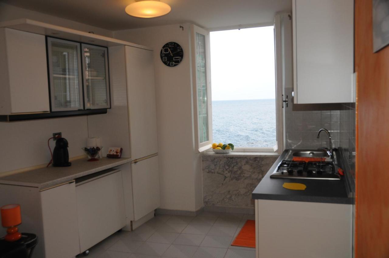 Una Finestra Sul Mare - Free Wi -Fi Riomaggiore Exterior photo